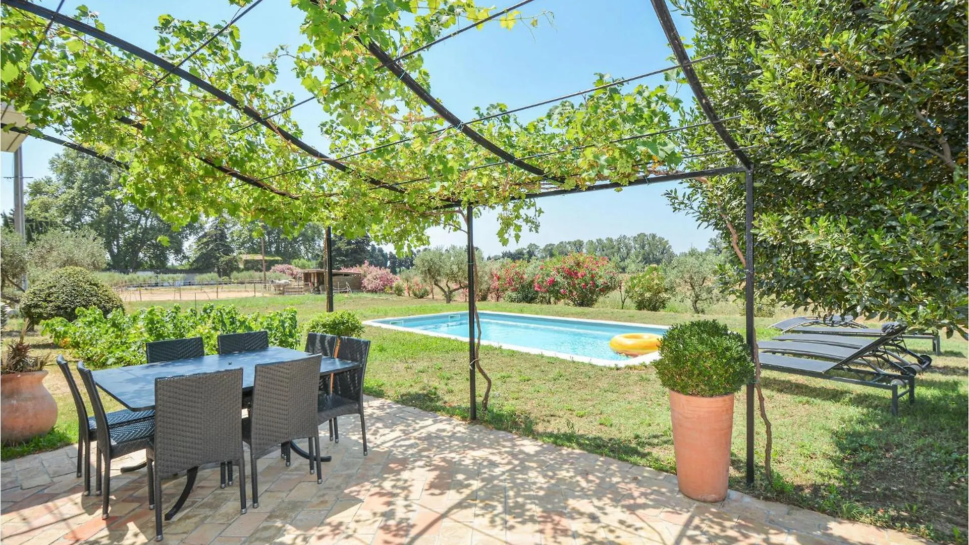 2 Bedroom Lovely Home In Berre Letang